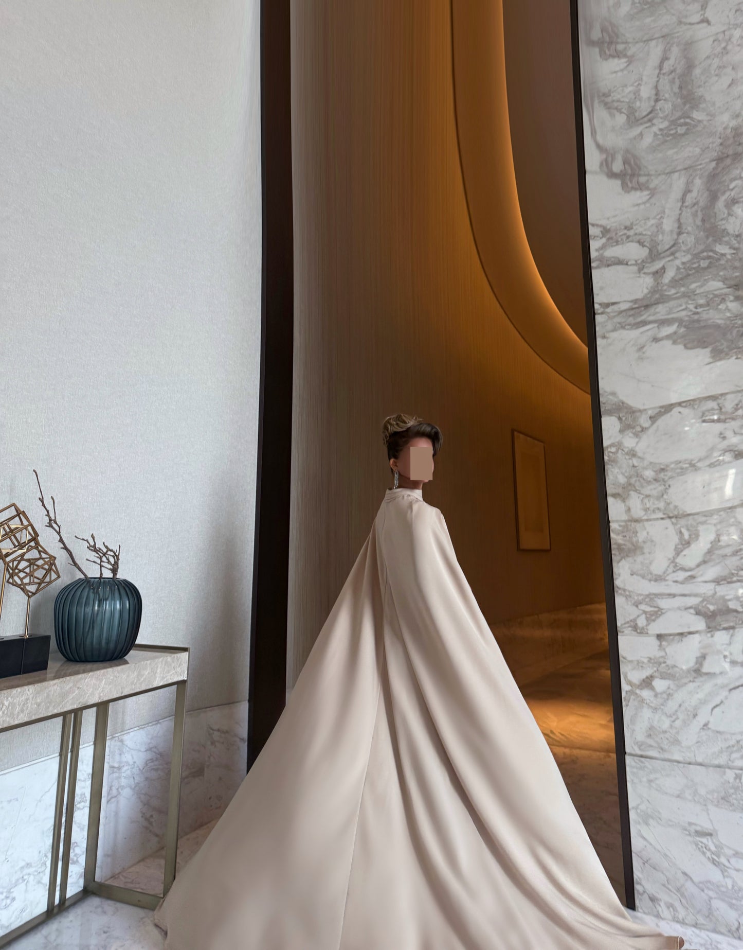 BEIGE SEMI FITTED DRESS WITH OVERLAPPING OVERLAY TRAIL