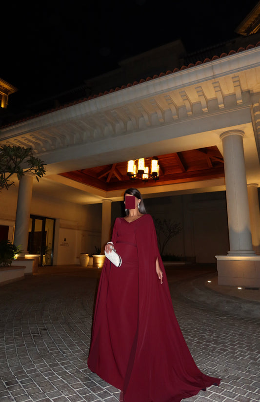BURGUNDY SEMI FIT DRESS WITH TRAIL SLEEVES