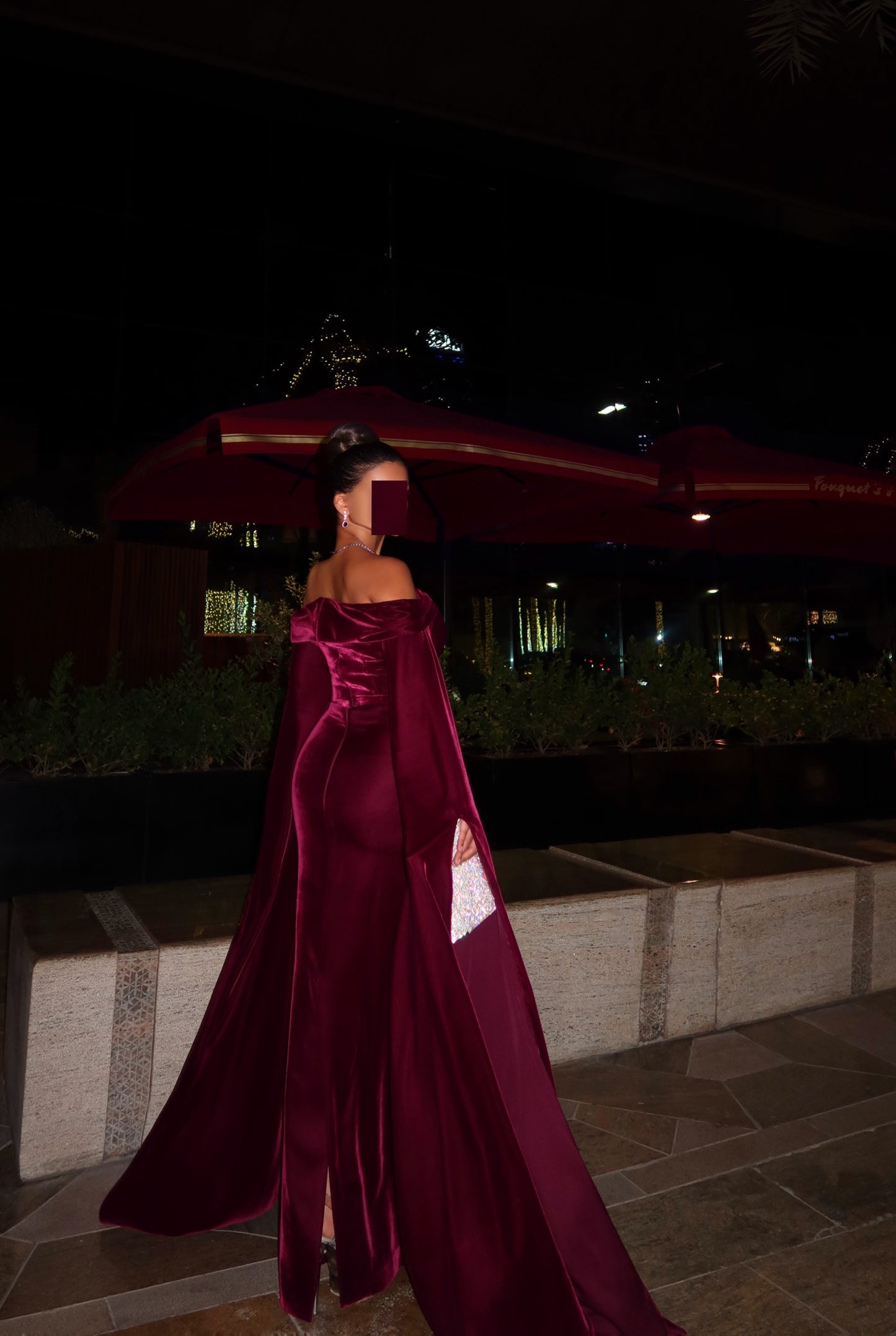 OFF SHOULDER MAROON VELVET LONG SLEEVED DRESS