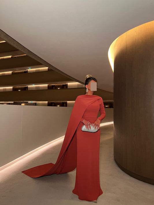 STRAIGHT CUT FITTED DRESS WITH ASYMMETRIC TRAIL