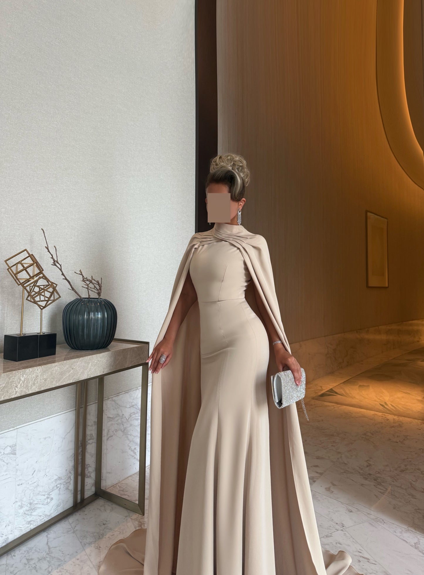 BEIGE SEMI FITTED DRESS WITH OVERLAPPING OVERLAY TRAIL