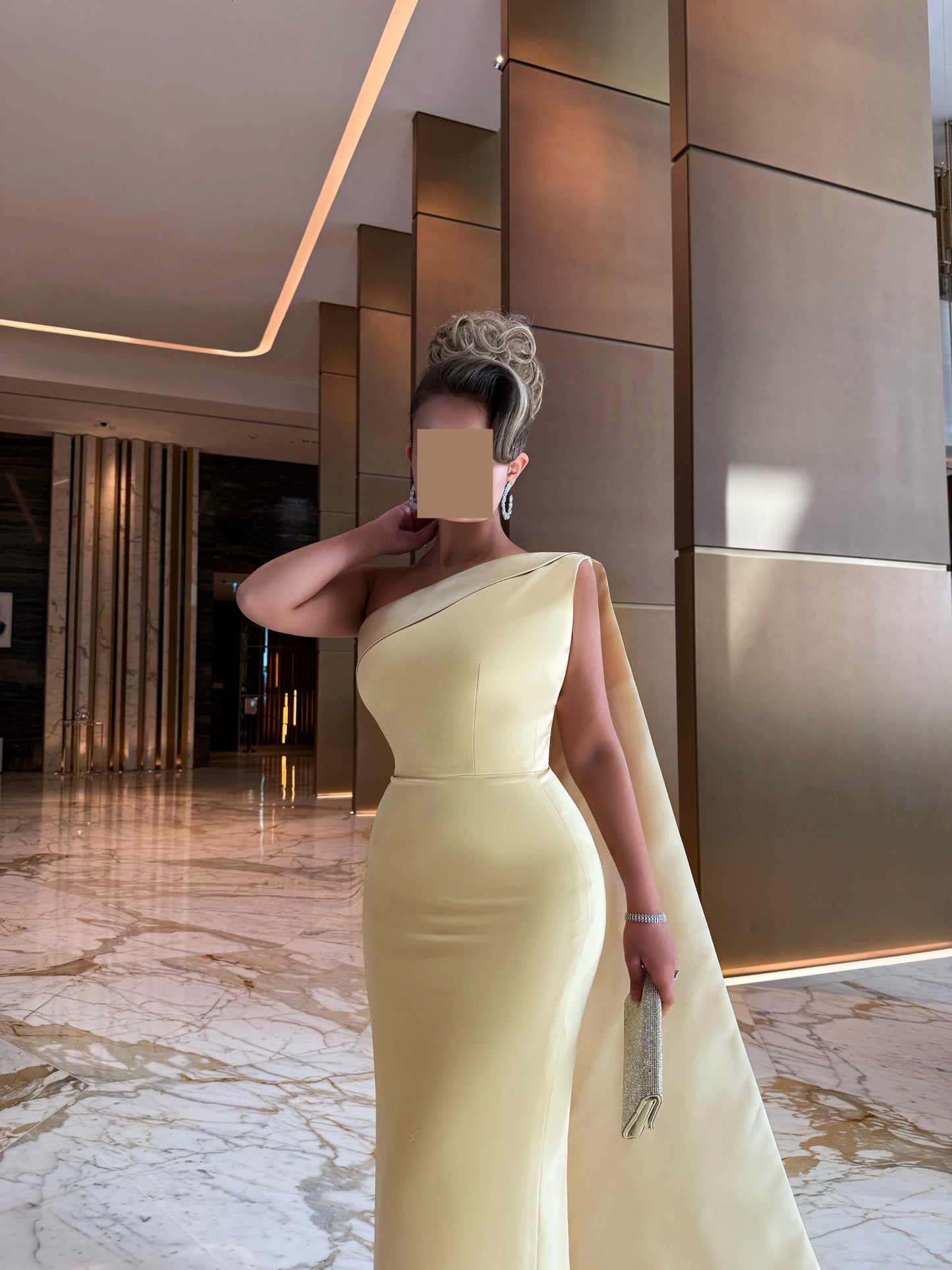 BUTTER YELLOW ONE SHOULDER STRAIGHT FIT DRESS WITH TRAIL