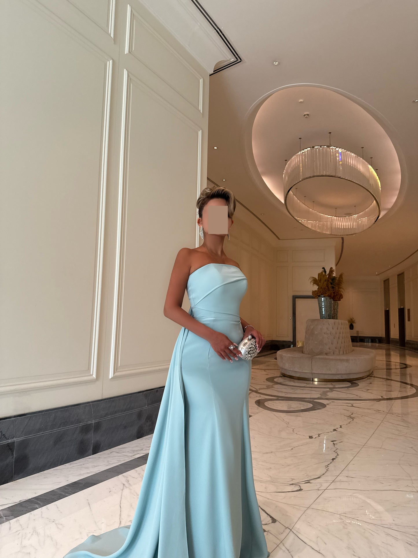 LIGHT TIFFANY ASYMMETRIC TUBE DRESS WITH TRAIL
