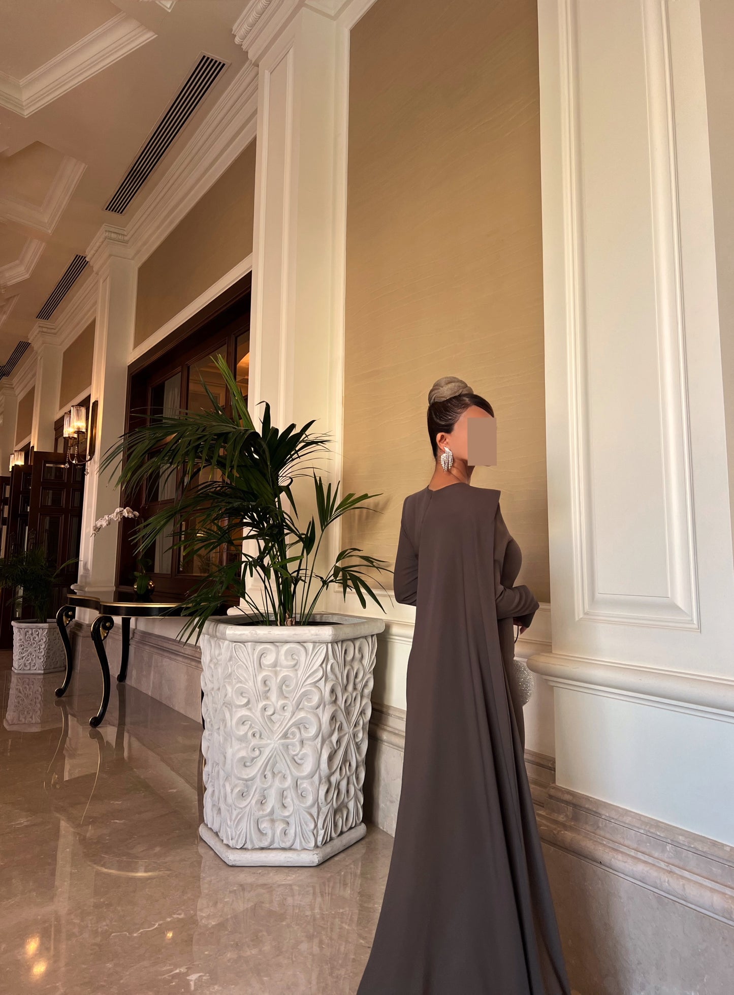 DUSTY BROWN SEMI FIT DRESS WITH DRAPED TRAIL